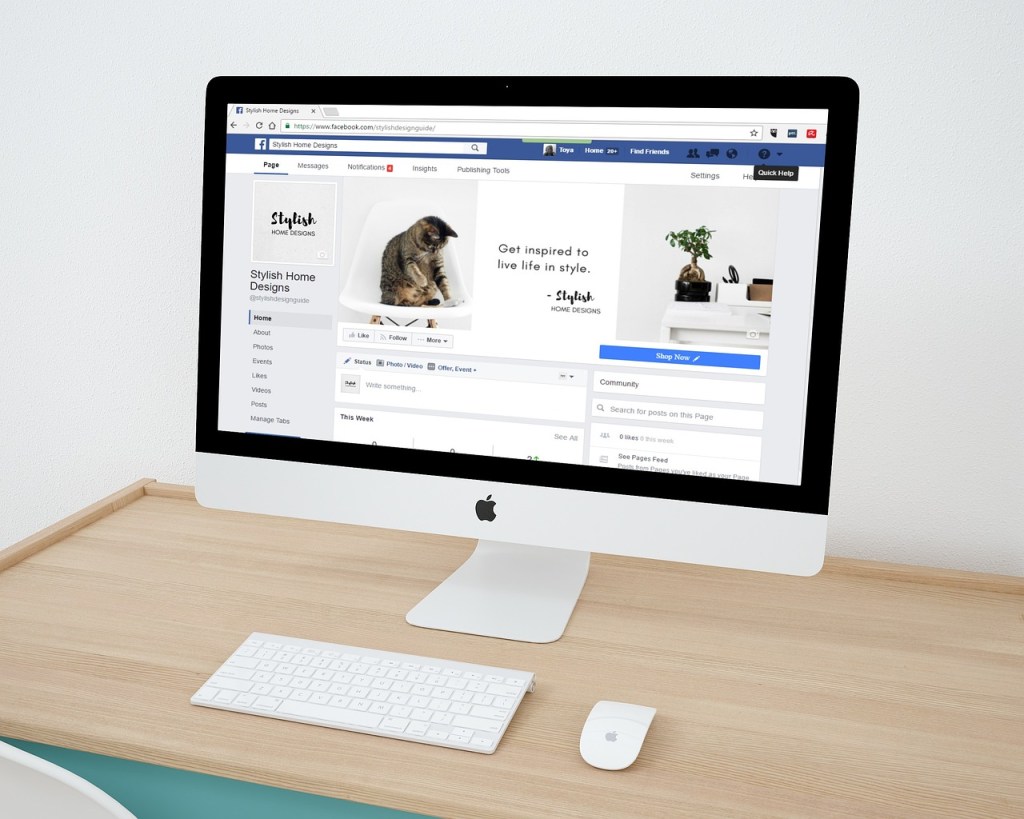 WooCommerce social media strategy