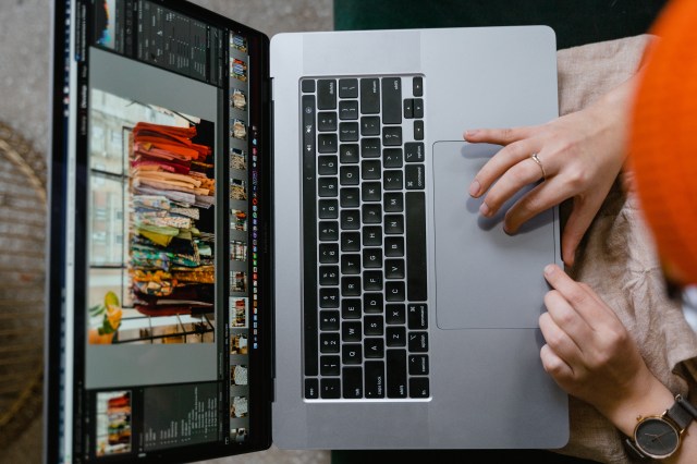 5 Best Product Sampling Plugins for WooCommerce 3 products-on-ecommerce-store-website